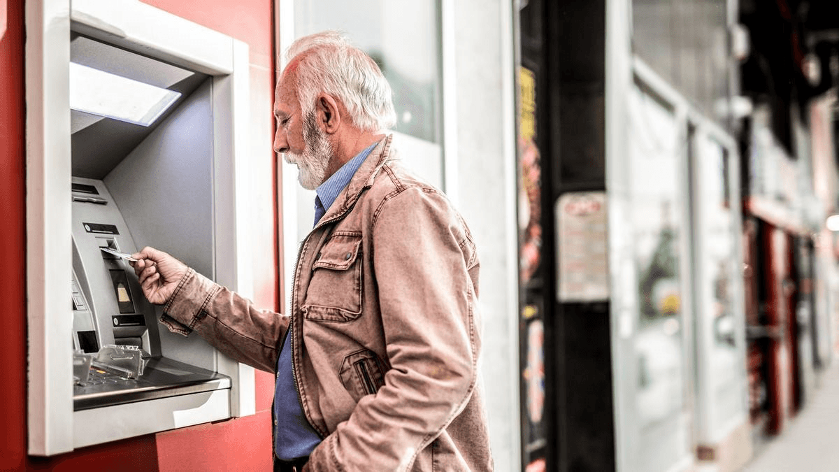 Cash machine