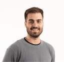 Lucas Suburú author